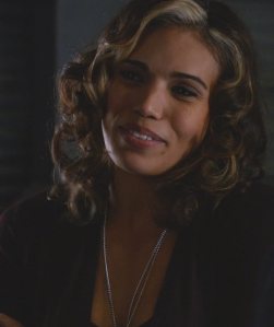 legends-of-tomorrow-kendra