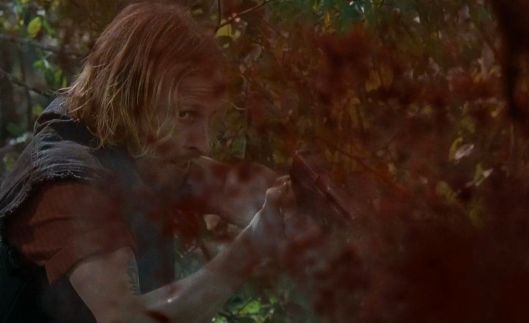 walking-dead-east-dwight-daryl-shot-blood