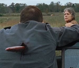 walking-dead-east-through-the-heart