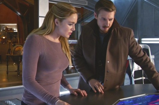 legends-of-tomorrow-river-of-time-sara