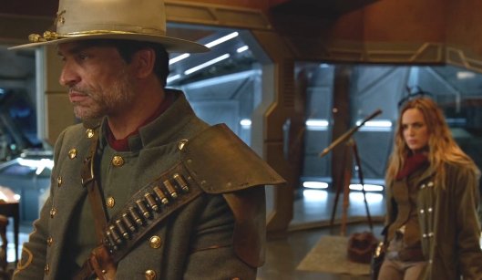 legends-of-tomorrow-outlaw-country-hex